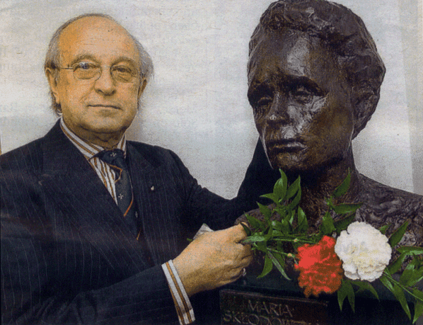 Marie Sklodowska Curie bust 