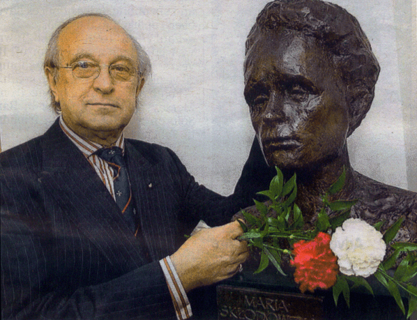 Marie Sklodowska Curie bust 