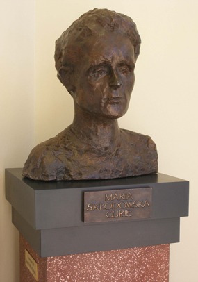 Marie Skłodowska-Curie bust