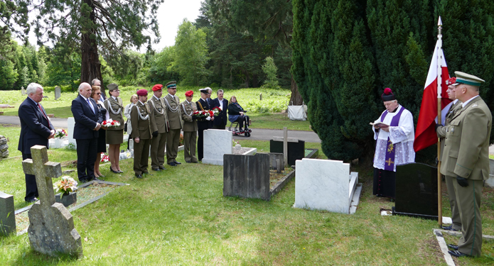 Gen Brygady Gorzechowski Grave Restoration